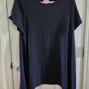 LuLaRoe Black Short Sleeve Tee Essential